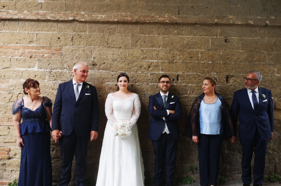 Come vestirsi ad un matrimonio invernale